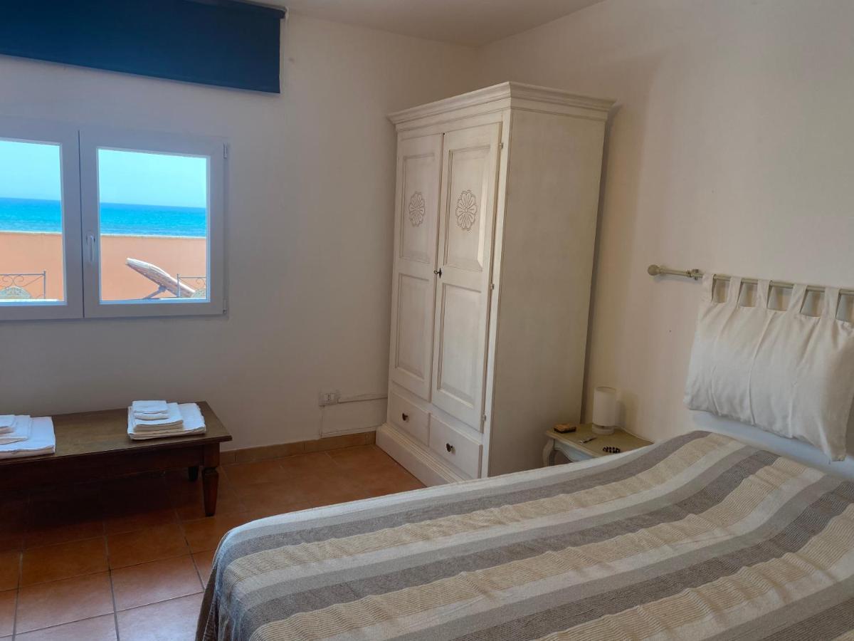 Attico La Terrazza Sul Mare Lägenhet Cagliari Exteriör bild