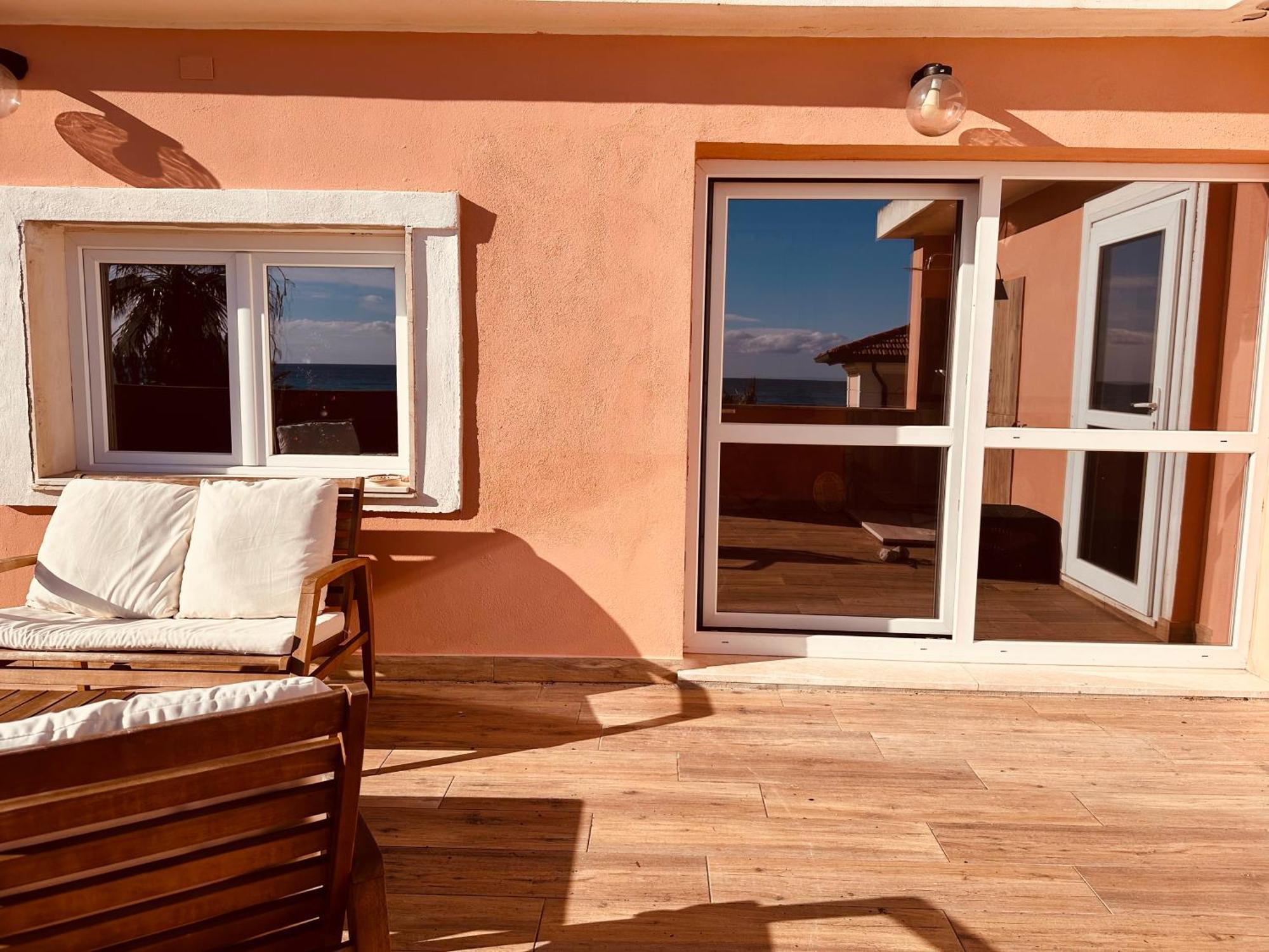 Attico La Terrazza Sul Mare Lägenhet Cagliari Exteriör bild
